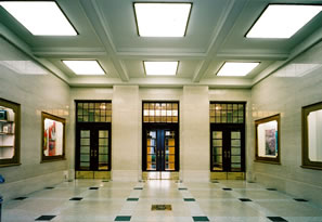 写真：エントランスホール